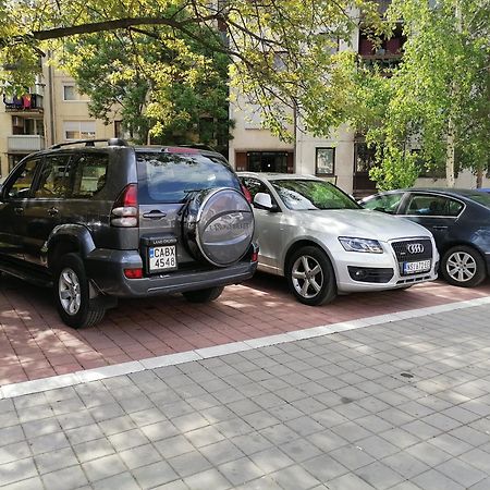 Appartamento Kingston Pirot Esterno foto