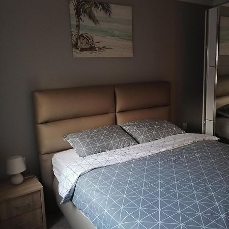 Appartamento Kingston Pirot Esterno foto