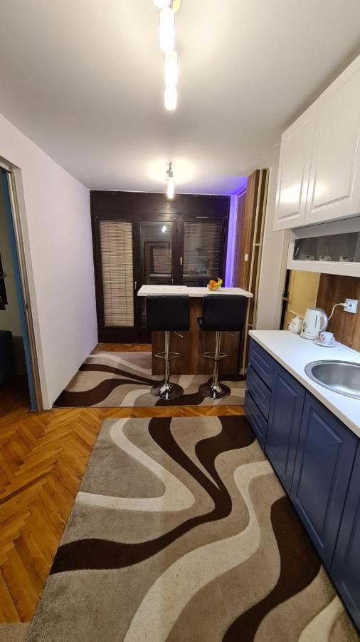 Appartamento Kingston Pirot Esterno foto
