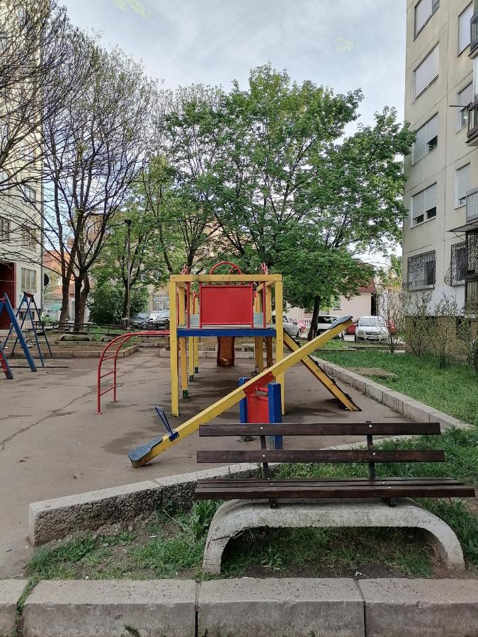 Appartamento Kingston Pirot Esterno foto