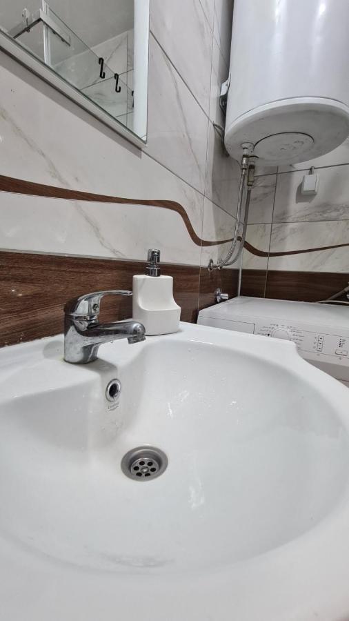 Appartamento Kingston Pirot Esterno foto