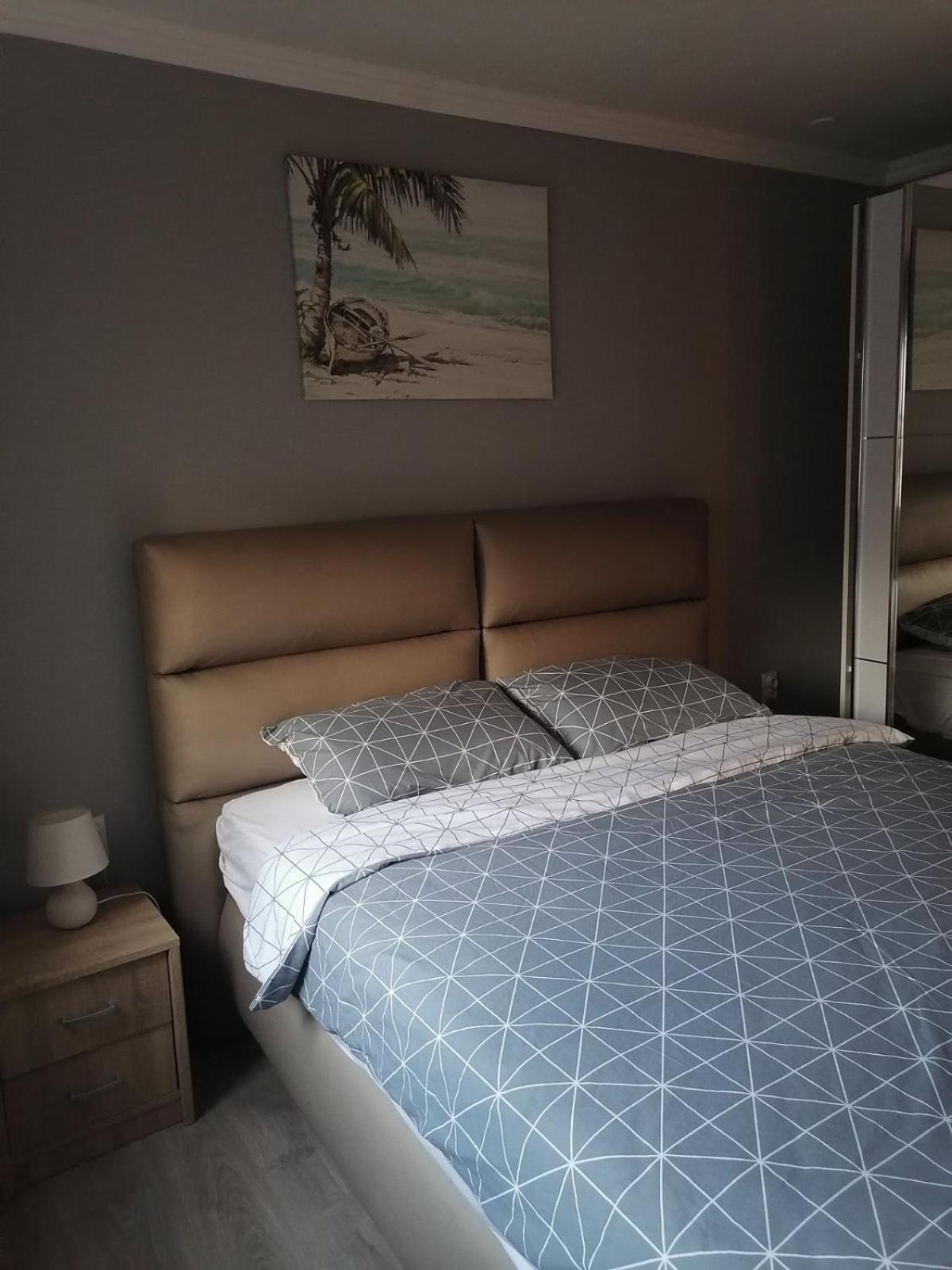 Appartamento Kingston Pirot Esterno foto